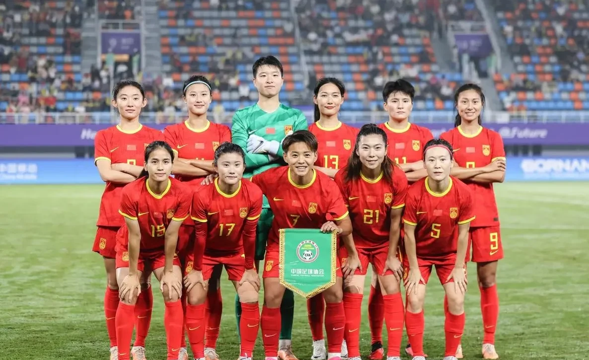 胜负悬念：女足精彩比拼引爆全国观众热情的简单介绍