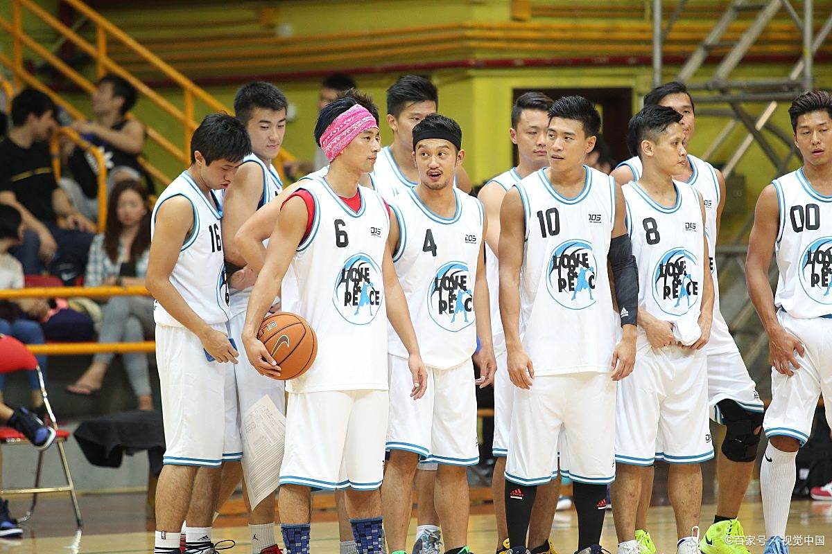 北京队主场不敌辽宁队，遭遇挑战