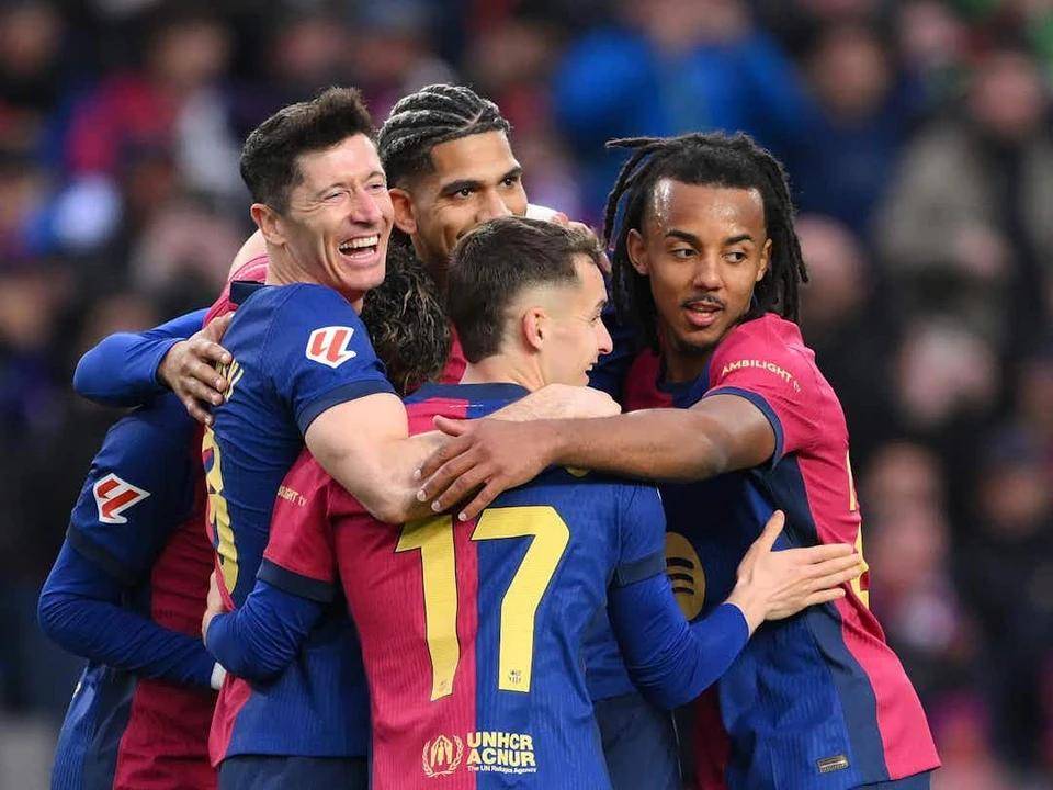 巴塞罗那主场大胜，球队状态回暖