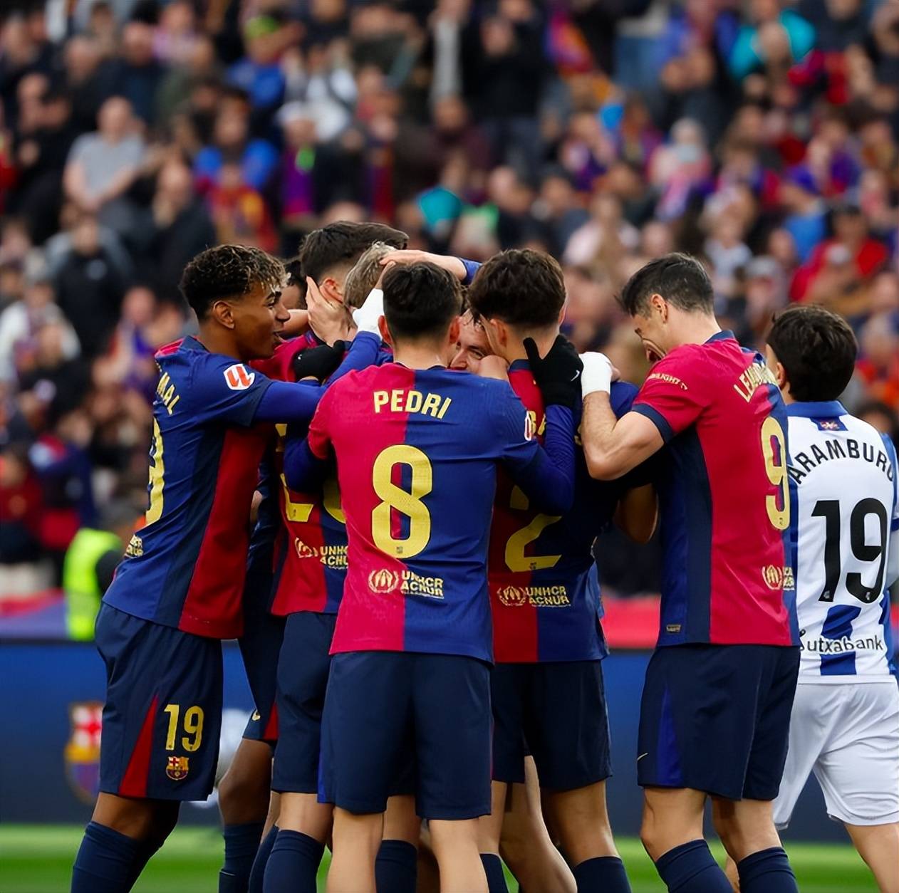 巴塞罗那主场大胜莱万特，保持不败战绩