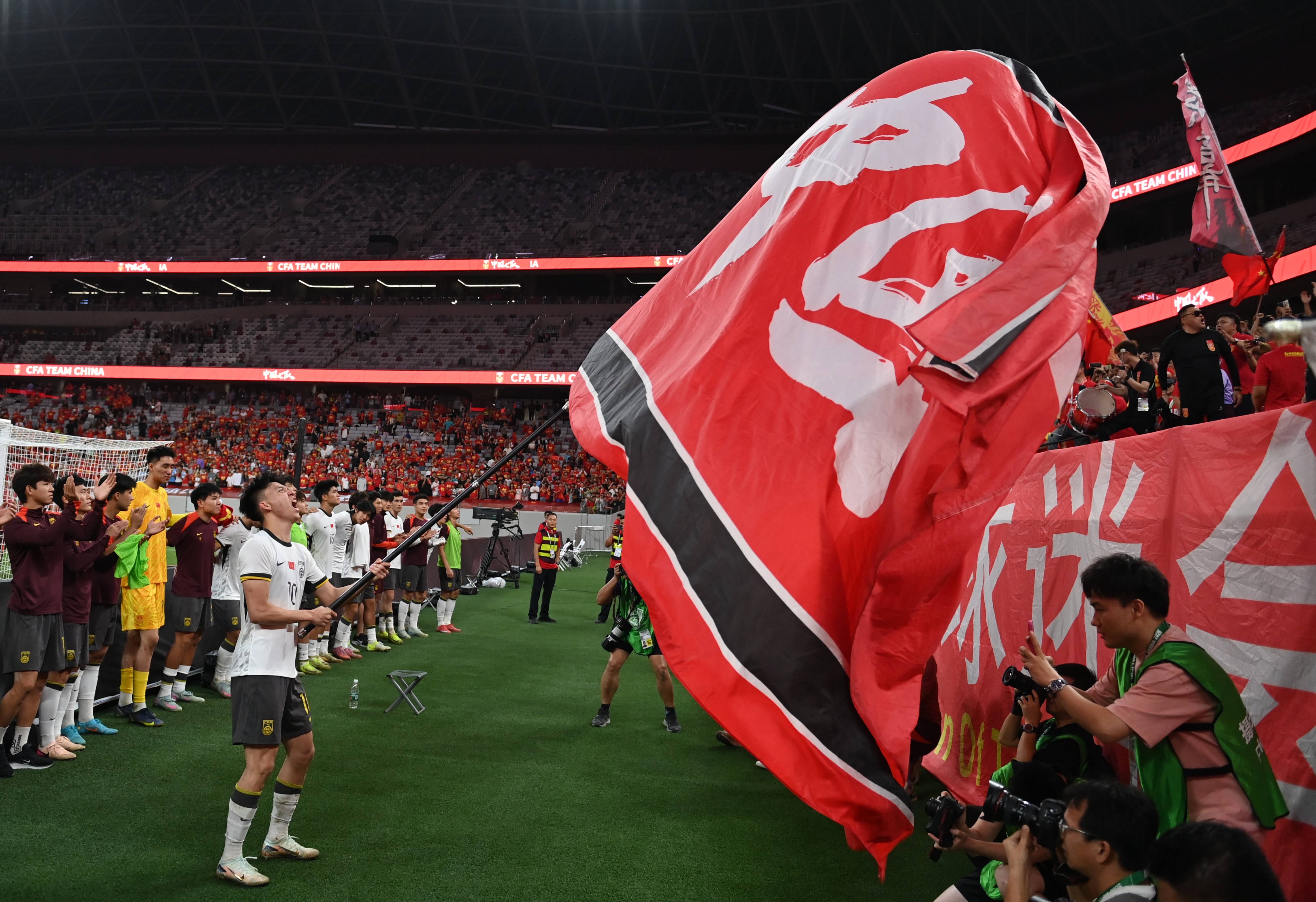 澳大利亚足球队备战亚洲杯,迎来挑战 澳大利亚足球队备战亚洲杯,迎来挑战