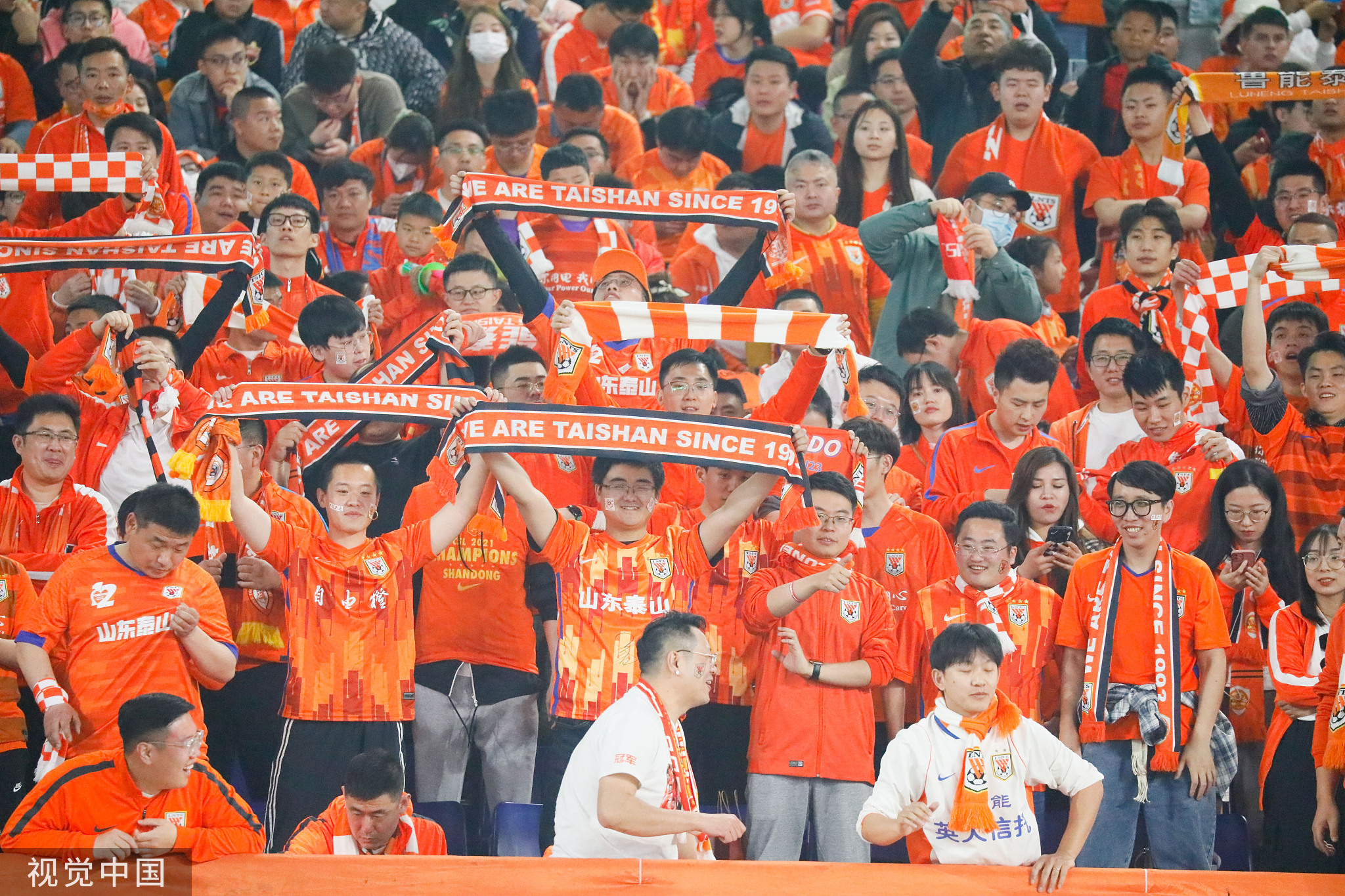 球队球迷支持助阵提升，影响士气心的简单介绍